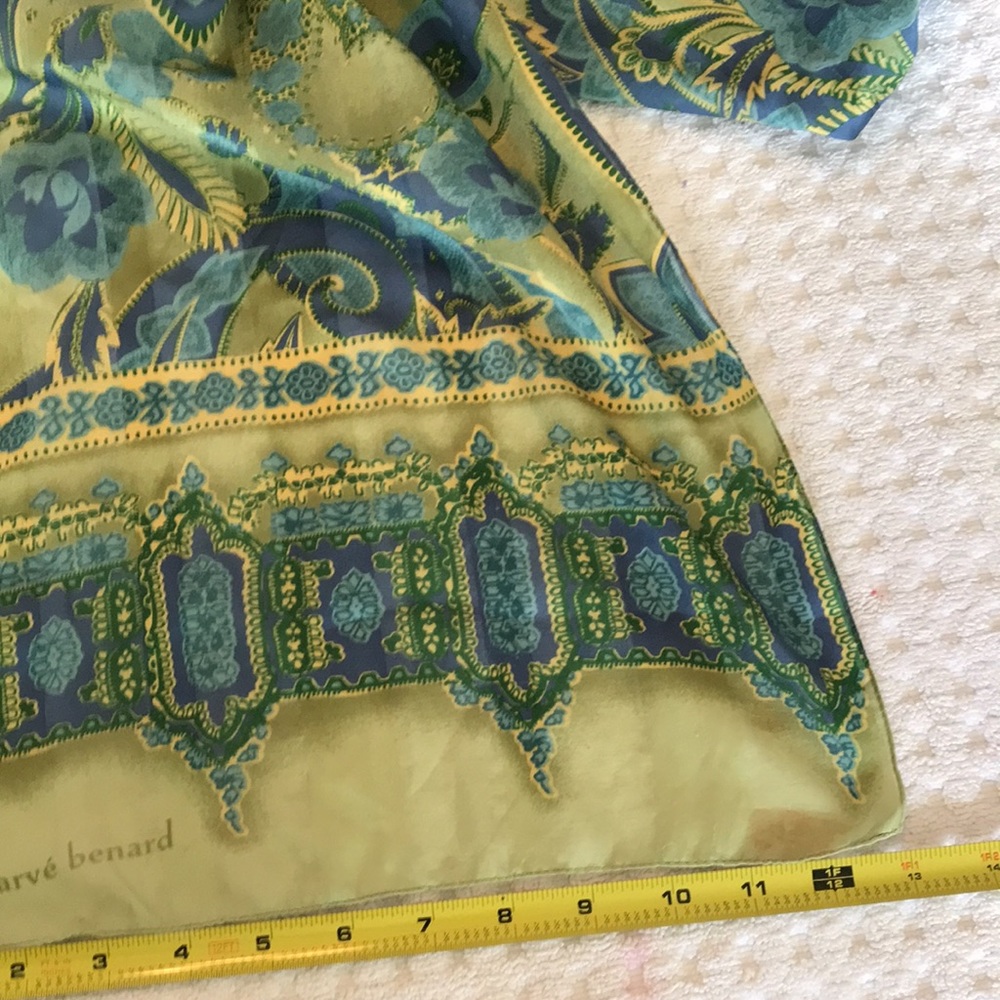 Rare Vintage Harve Benard rectangular silk scarf RARE paisley design